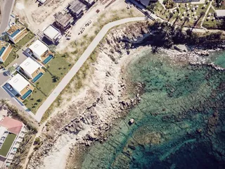 Современная резиденция с прямым выходом на пляж, Кисонерга, Кипр