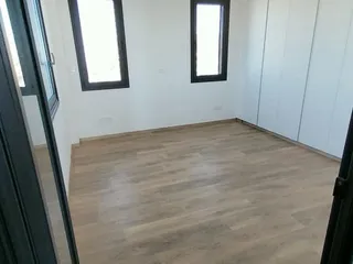 Современные апартаменты в жилом комплексе недалеко от моря в Лимассоле, Кипр