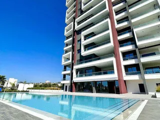 Современные апартаменты в жилом комплексе недалеко от моря в Лимассоле, Кипр