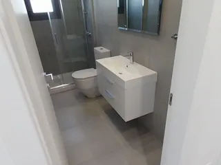 Современные апартаменты в жилом комплексе недалеко от моря в Лимассоле, Кипр