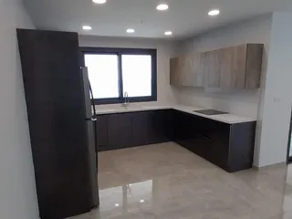 Современные апартаменты в жилом комплексе недалеко от моря в Лимассоле, Кипр