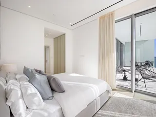 Квартиры под аренду на первой линии в высотной резиденции, Лимассол, Кипр