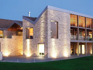 Большой комплекс с полями для гольфа, спа-центром и клубом верховой езды в природном заповеднике, Пафос, Кипр