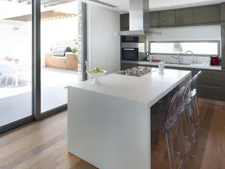 Большой комплекс с полями для гольфа, спа-центром и клубом верховой езды в природном заповеднике, Пафос, Кипр