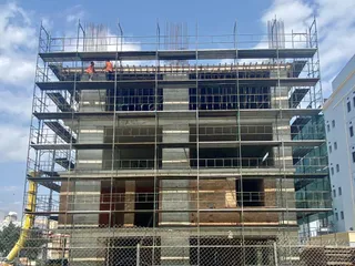 Новая резиденция с бассейном в престижном спокойном районе, в 500 метрах от пляжа, Лимассол, Кипр