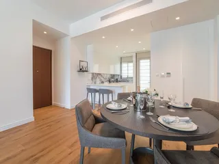 Новая резиденция с бассейном в престижном спокойном районе, в 500 метрах от пляжа, Лимассол, Кипр