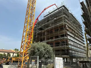 Новая резиденция с бассейном в спокойном престижном районе, в 350 метрах от пляжа, Лимассол, Кипр