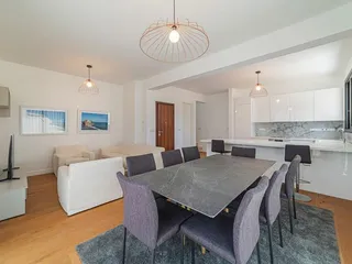 Современная резиденция с бассейном в живописном районе, Лимассол, Кипр