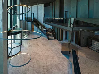 Высотная резиденция со спа-центром и большим парком в 300 метрах от моря, в центре туристического района Лимассола, Кипр