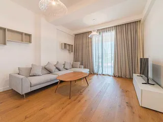 Современная закрытая резиденция с бассейном в спокойном районе, недалеко от пляжа, Лимассол, Кипр