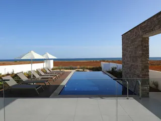 Новая резиденция на первой линии у моря, Айя-Текла, Кипр