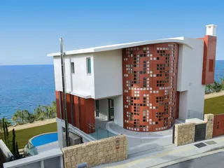 Современные виллы с бассейнами в 300 метрах от моря, Хлорака, Кипр