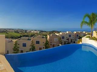 Комплекс вилл в 300 метрах от моря, Хлорака, Кипр