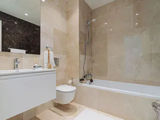 Современная резиденция с бассейном в 900 метрах от пляжа, Лимассол, Кипр