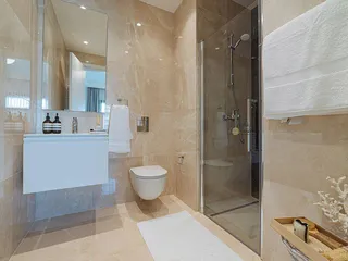 Современная резиденция с бассейном в 900 метрах от пляжа, Лимассол, Кипр