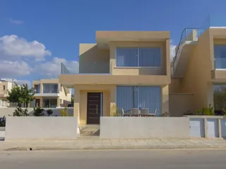 Виллы с панорамным видом недалеко от пляжа и поля для гольфа, Пафос, Кипр