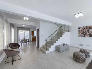 Виллы с панорамным видом недалеко от пляжа и поля для гольфа, Пафос, Кипр