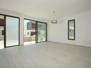 Комплекс современных вилл недалеко от поля для гольфа, Пафос, Кипр