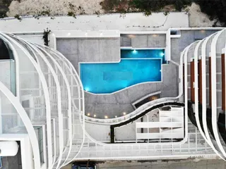 Элитная резиденция с бассейном и панорамным видом в 80 метрах от пляжа, Ларнака, Кипр