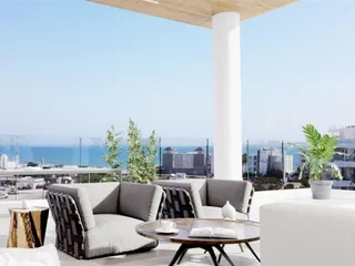 Новая резиденция с бассейном в 80 метрах от пляжа, Ларнака, Кипр