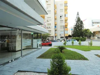 Малоэтажная резиденция в 450 метрах от пляжа, Лимассол, Кипр