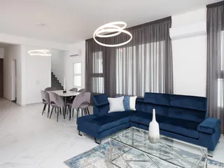 Современный комплекс вилл с панорамными видами рядом с центром Ларнаки, Кипр