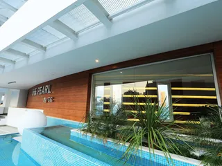 Новая резиденция с бассейном в 80 метрах от пляжа, Ларнака, Кипр