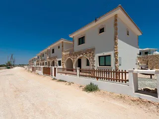 Резиденция с бассейном в живописном районе, Авгору, Кипр