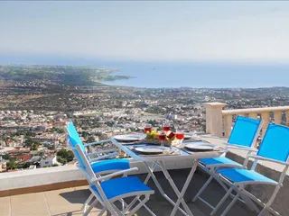 Комплекс вилл с бассейнами рядом с пляжем, Пейя, Кипр