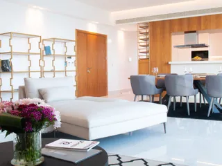 Резиденция с садом в 100 метрах от моря, Мутайяка, Кипр