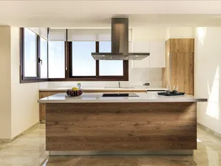 Новая закрытая резиденция с бассейнами и спа-зоной в 200 метрах от пляжа, Мутайяка, Кипр