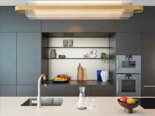 Высотная резиденция на берегу моря с бассейнами и бизнес-центром, Муттайяка, Кипр