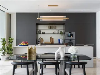 Высотная резиденция на берегу моря с бассейнами и бизнес-центром, Муттайяка, Кипр