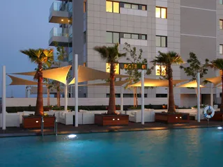 Резиденция с бассейнами и спа-центром на первой линии у моря, Лимассол, Кипр