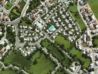 Большой закрытый комплекс вилл с бассейнами в 300 метрах от пляжей, Ороклини, Ларнака, Кипр