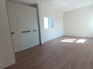 Резиденция с бассейнами и пляжем на первой линии у моря, Лимассол, Кипр