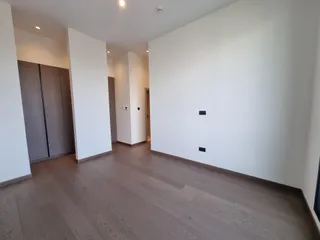 Резиденция с бассейном и подземной парковкой напротив пляжа и гавани, Лимассол, Кипр