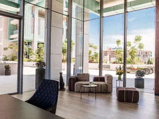 Закрытая резиденция с бассейном и зонами отдыха в 75 метрах от моря, Агиос Тихонас, Кипр