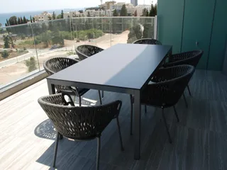 Закрытая резиденция с бассейном и зонами отдыха в 75 метрах от моря, Агиос Тихонас, Кипр