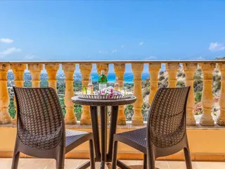 Новый комплекс вилл с бассейнами и панорамными видами, Кисонерга, Кипр