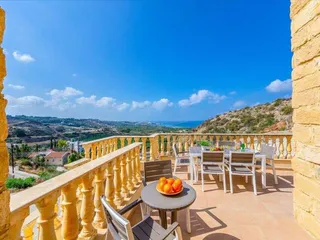 Новый комплекс вилл с бассейнами и панорамными видами, Кисонерга, Кипр