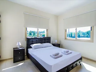 Закрытый комплекс вилл с бассейнами и панорамными видами в престижном районе, Полис, Кипр