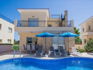 Закрытый комплекс вилл с бассейнами и панорамными видами в престижном районе, Полис, Кипр