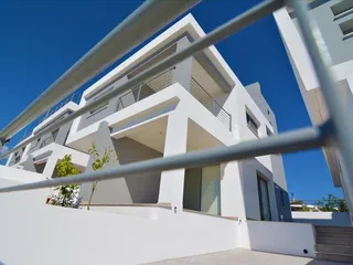 Комплекс вилл с садами рядом с центром Героскипу, Кипр