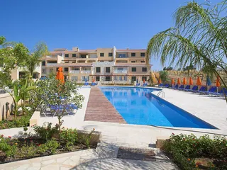 Комплекс таунхаусов с бассейнами, Полис, Кипр