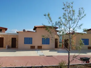 Комплекс таунхаусов с бассейнами и зеленой зоной, Пафос, Кипр