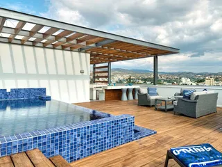 Новый стильный жилой комплекс с бассейном и тренажерным залом в 250 метрах от пляжа, Агиос Тихонас, Кипр