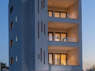 Новая резиденция с бассейном в 800 метрах от пляжа, Пафос, Кипр