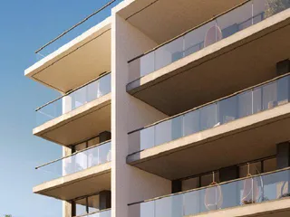 Современная резиденция с бассейном и садами в 700 метрах от пляжа, Лимассол, Кипр