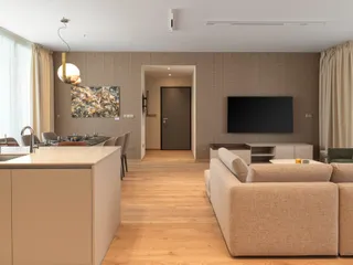 Апартаменты в закрытой резиденции с бассейном и садами рядом с пляжем и центром города, Лимассол, Кипр